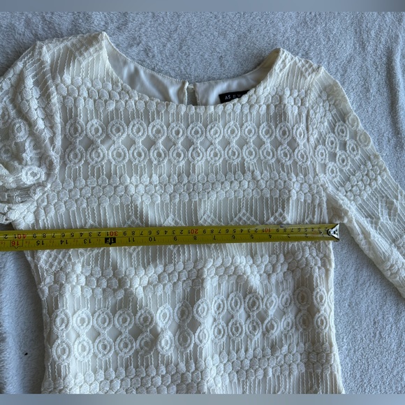 White Lace Dress Size M - Picture 5 of 5